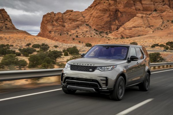 Land Rover Discovery_2019_01