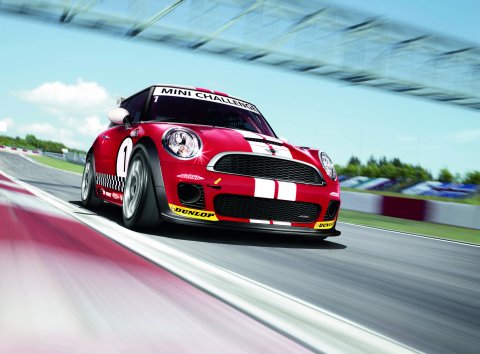 Mini_John_Cooper_Works_Challenge.jpg